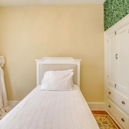 Family Laurinburg Home With Private Yard And Bbq Экстерьер фото