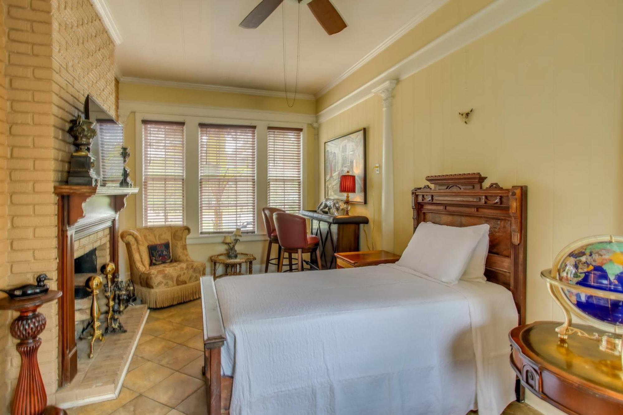 Family Laurinburg Home With Private Yard And Bbq Экстерьер фото