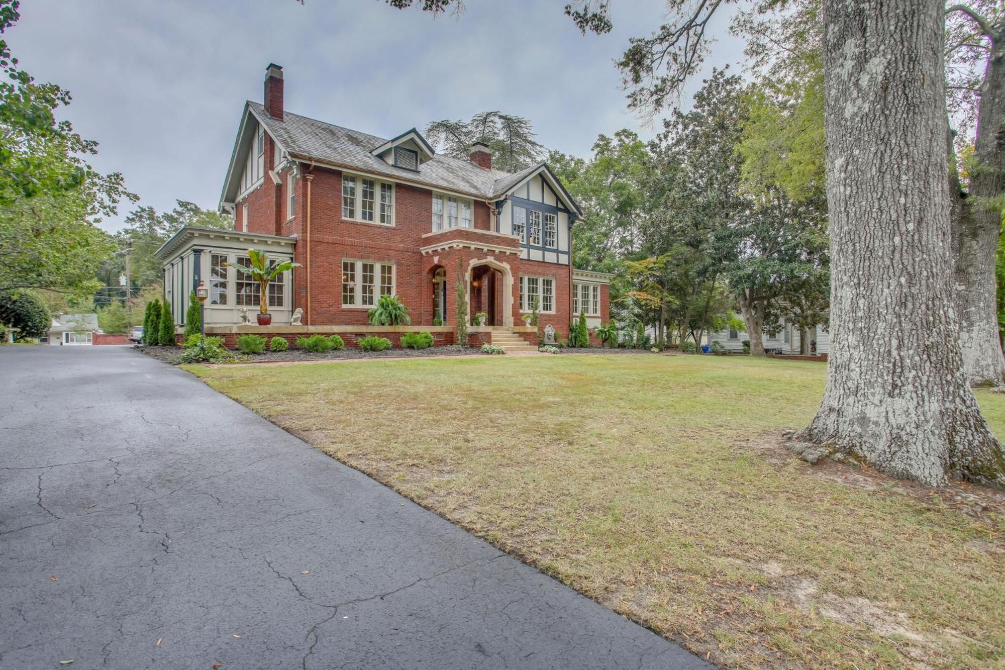 Family Laurinburg Home With Private Yard And Bbq Экстерьер фото